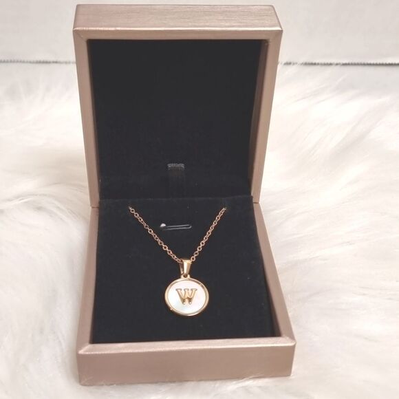 SHELL INITIAL PENDANT NECKLACE stainless steel gold plated U V or W - Picture 7 of 12